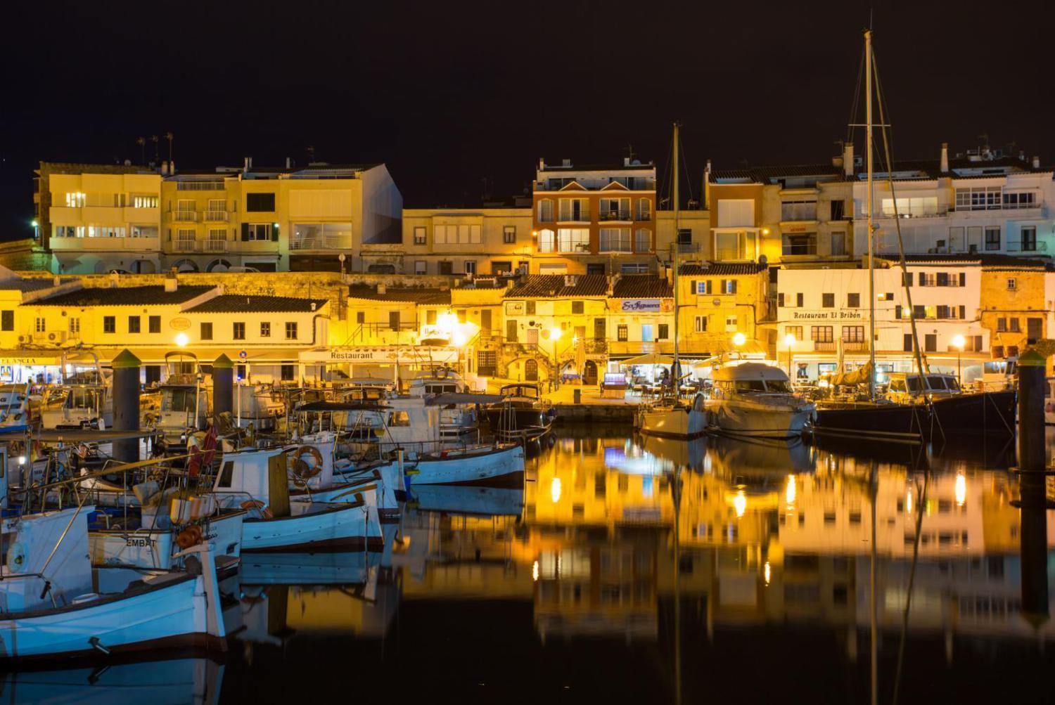 Villa Catalina الايور المظهر الخارجي الصورة